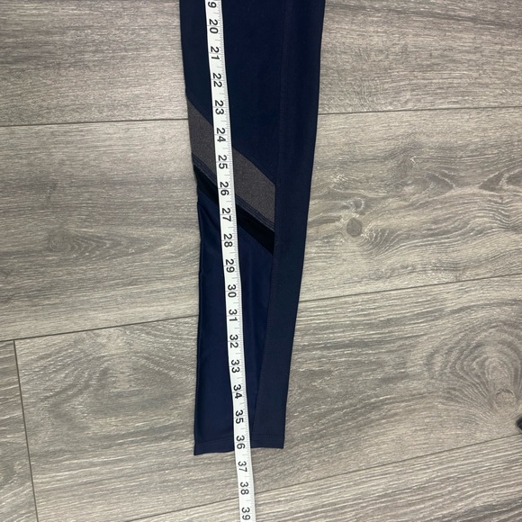 ALO Yoga Elevate Hi-Rise Leggings Navy Gray Mesh Colorblock Size XS GUC - Picture 12 of 12